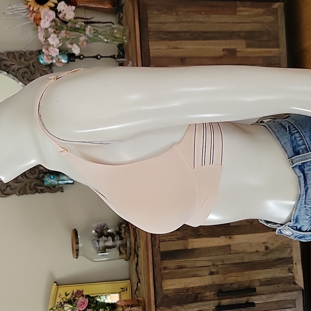 Lively Bra - image 2